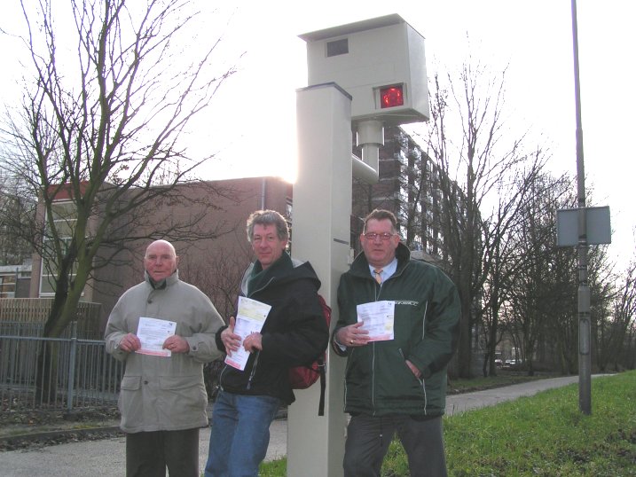 De voorpagina van Delft op Zondag dd 1 februari 2004